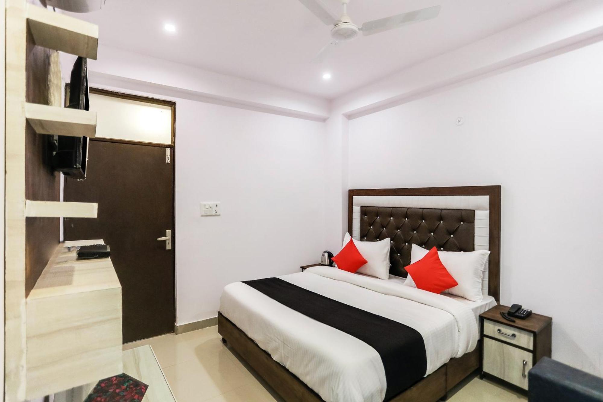 Hotel O Golden Stone Ghaziabad Luaran gambar