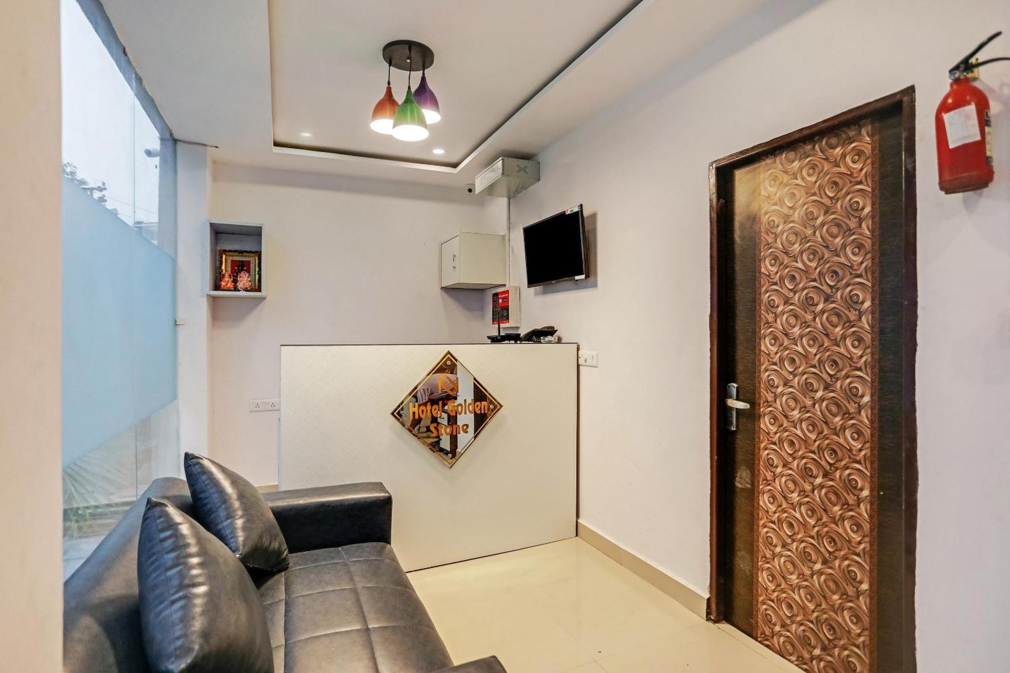 Hotel O Golden Stone Ghaziabad Luaran gambar