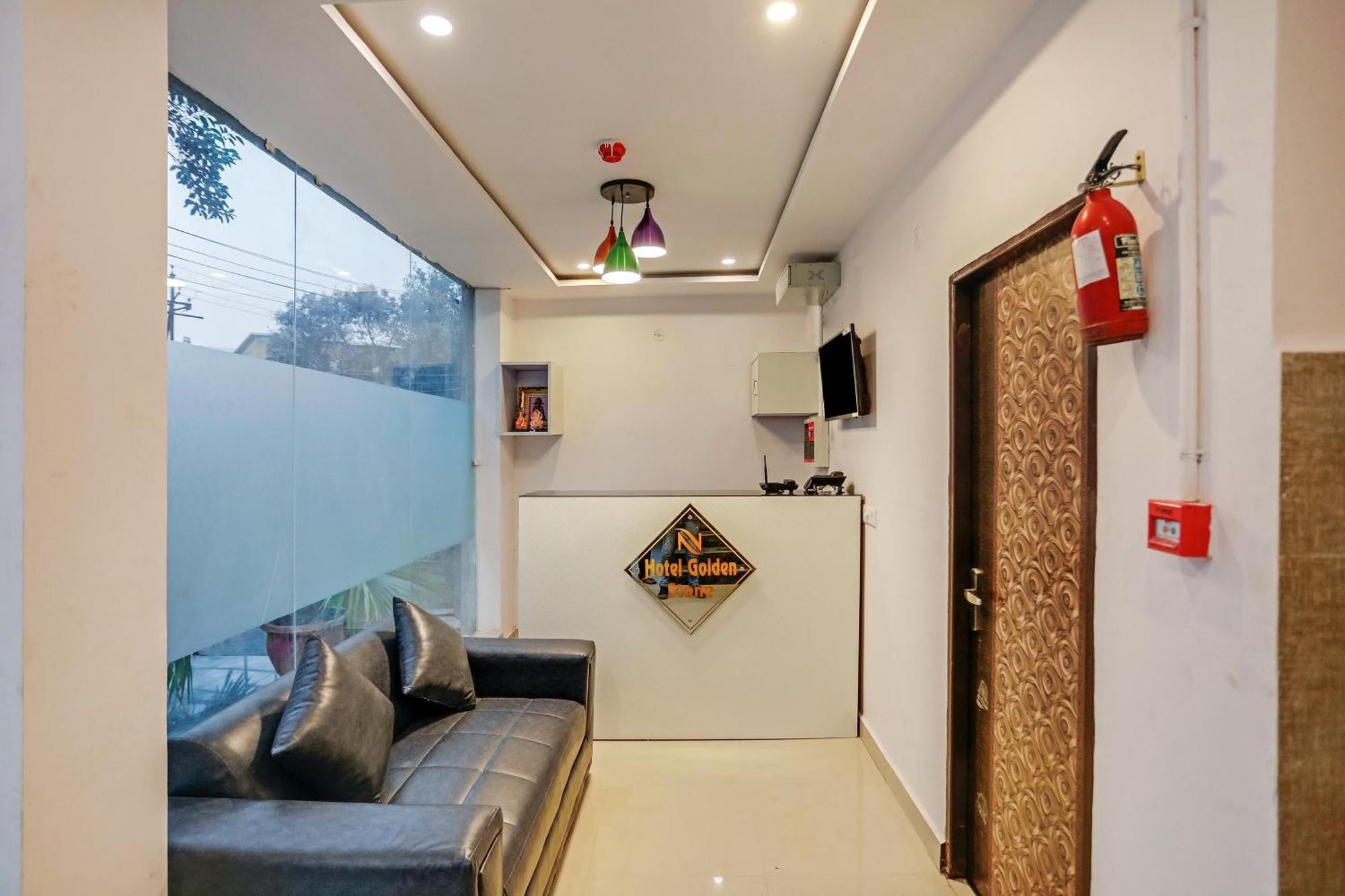 Hotel O Golden Stone Ghaziabad Luaran gambar