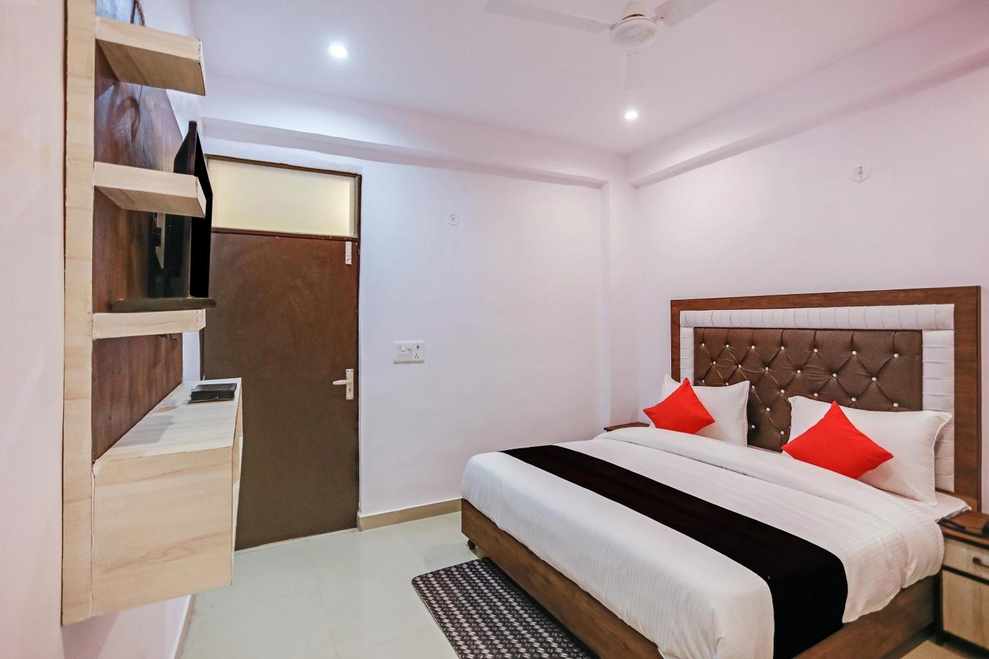 Hotel O Golden Stone Ghaziabad Luaran gambar